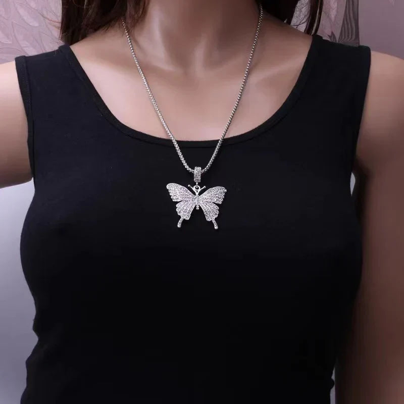 Larva Diamond Chain Secondary image