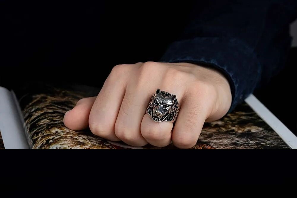 Roaring Lion Head Silver Men Ring Secondary image