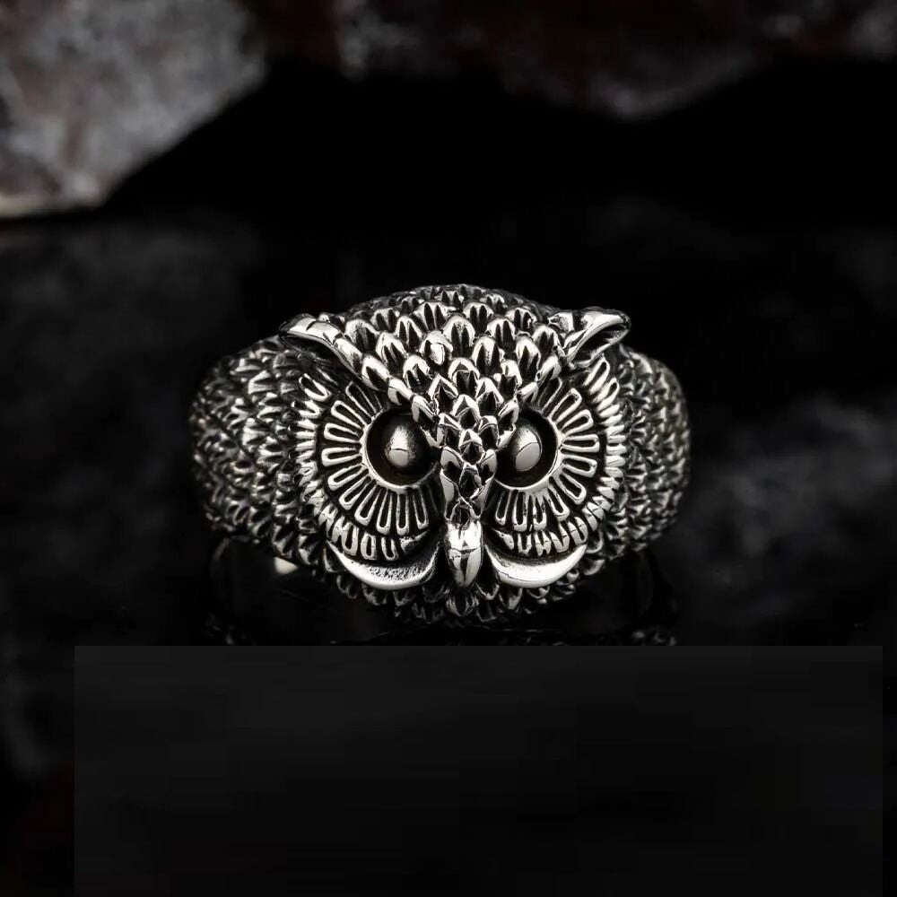 Oxidized Owl Head Silver Ring Main image