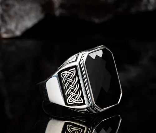 Black Zircon Knit Ornament Silver Ring Secondary image