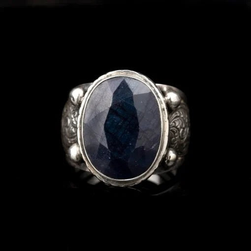 One of a Kind Blue Sapphire Silver Ring No7 Main image