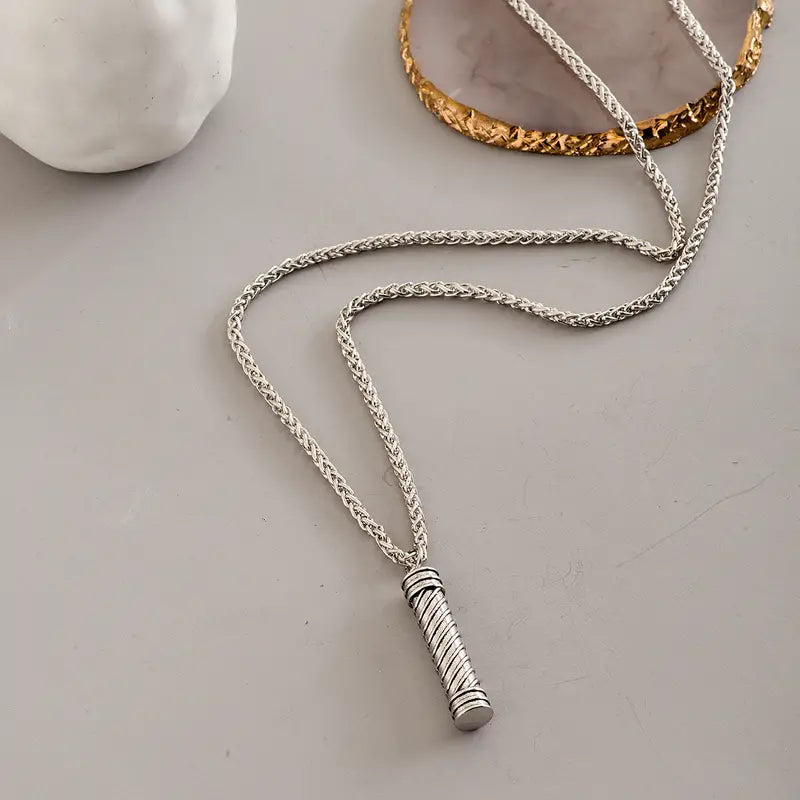 Spiffy Silver Chain Main image