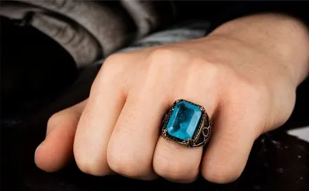 Blue Quartz Rectangle Ornamented Silver Ring Main image