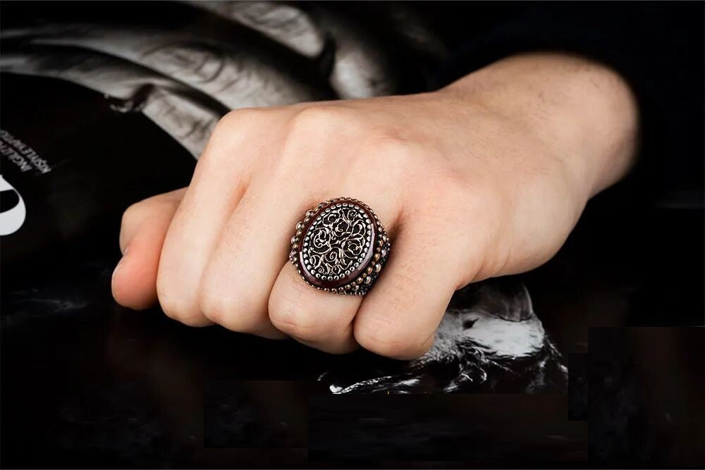 Stoneless Design Oxidized Silver Ring With Red Frame Secondary image