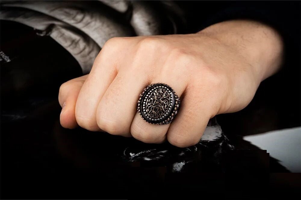 Stoneless Design Oxidized Silver Ring With Black Frame Secondary image