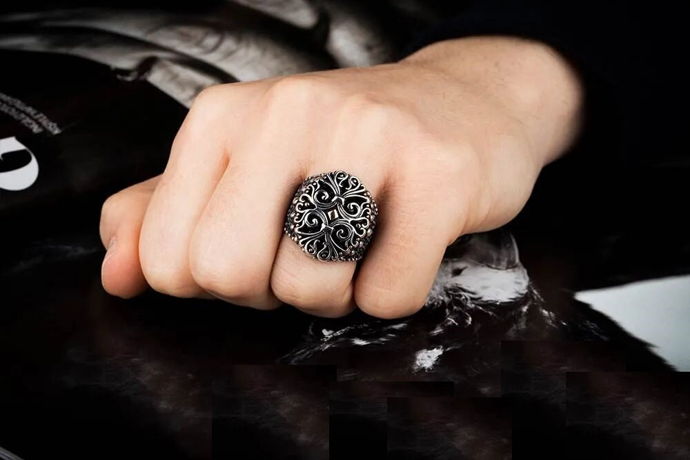 Exclusive Design Stoneless Silver Ring No3 Secondary image
