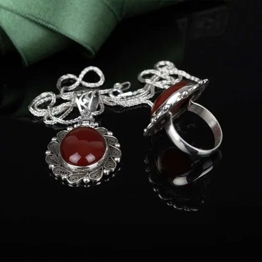Red Yemeni Aqeeq Filigree Silver Women Set Secondary image