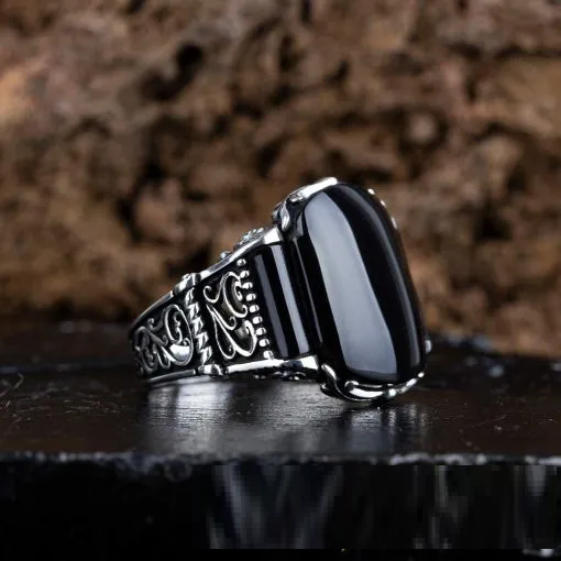 Black Aqeeq Onyx Oval Cut Silver Ring Secondary image