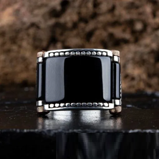 Black Aqeeq Rectangle Cut Silver Ring Main image