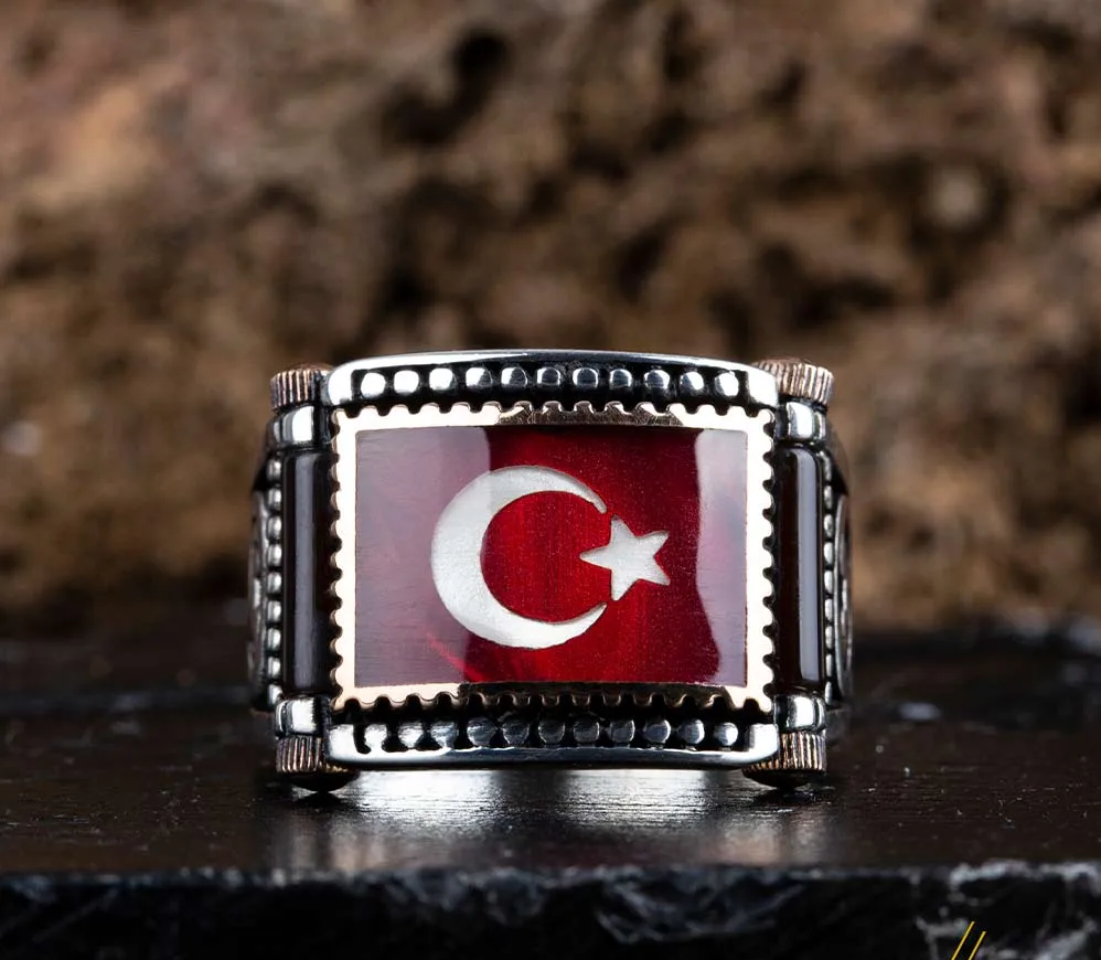 Crescent Star Red Mina Rectangle Cut Silver Ring No1 Main image