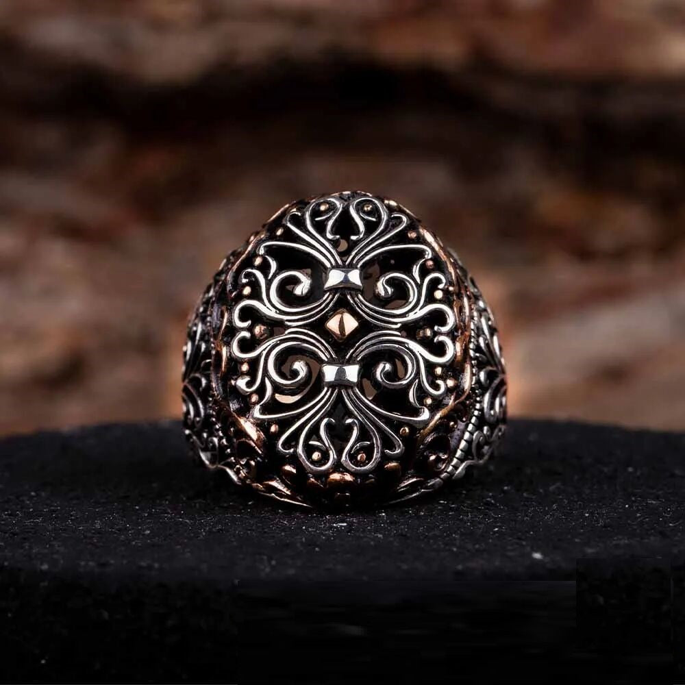 Exclusive Design Stoneless Silver Ring No1 Main image