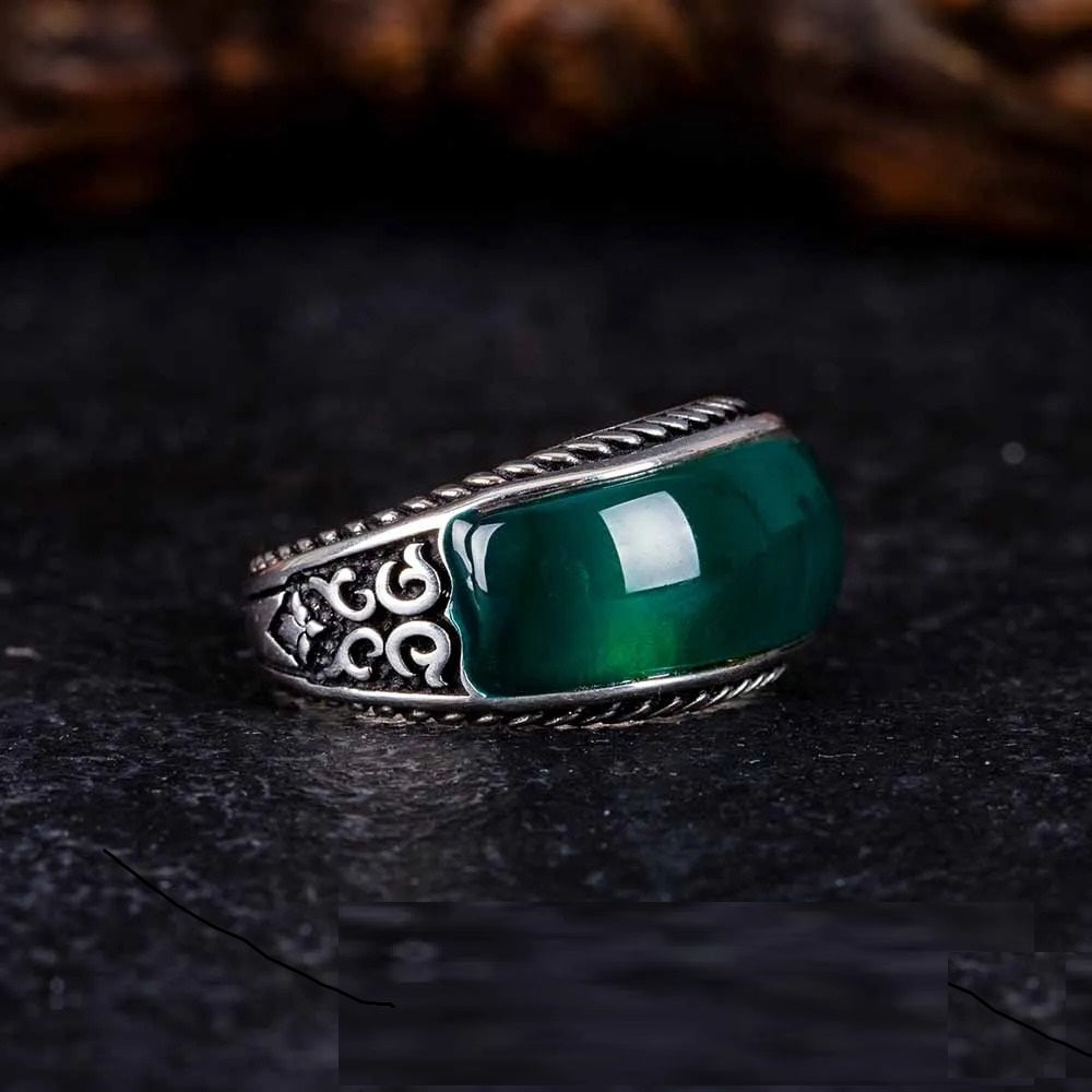 Green Aqeeq Special Curved Silver Ring Secondary image