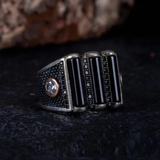 Black Aqeeq 3 Lines Oxidized Silver Ring Secondary image