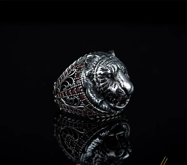 Lion Head Orange Zircon Pieces Exclusive Silver Ring Secondary image