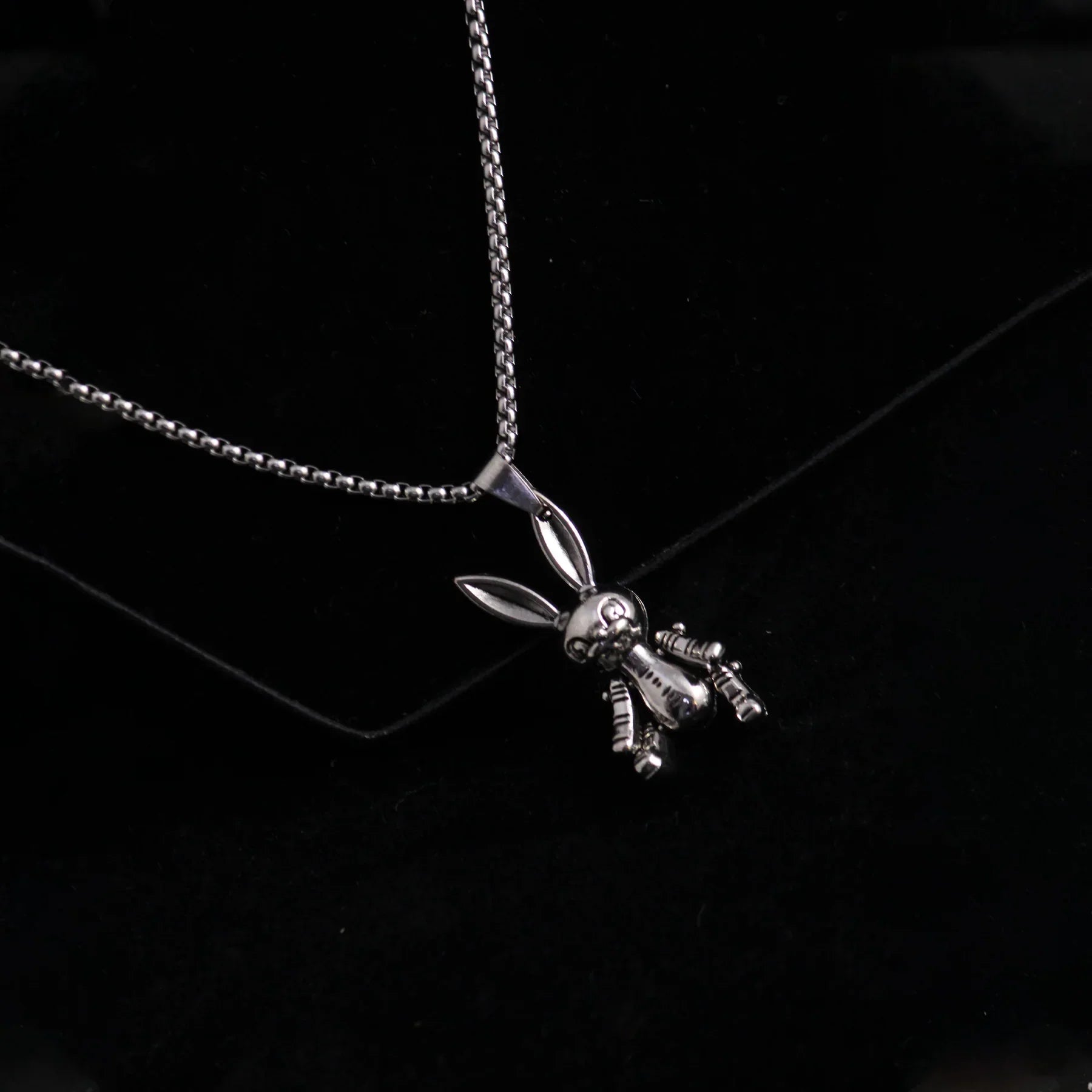 Blitz Stainless Steel Chain Secondary image