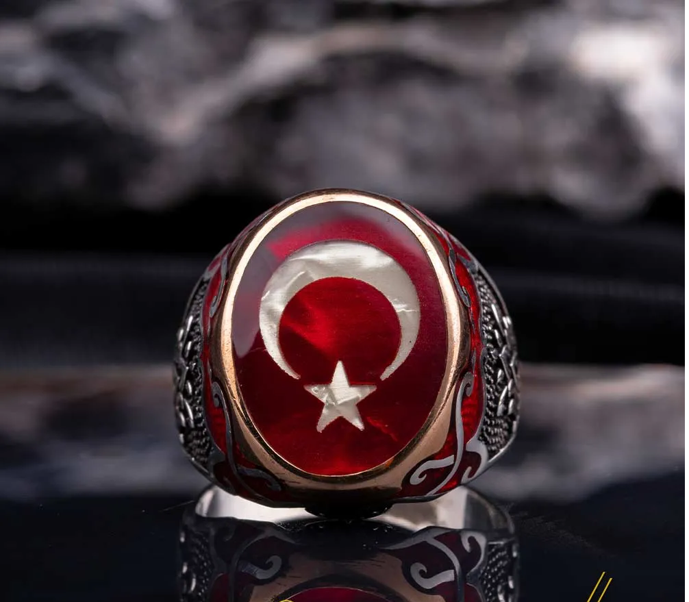 Crescent Star Red Mina Silver Ring Main image
