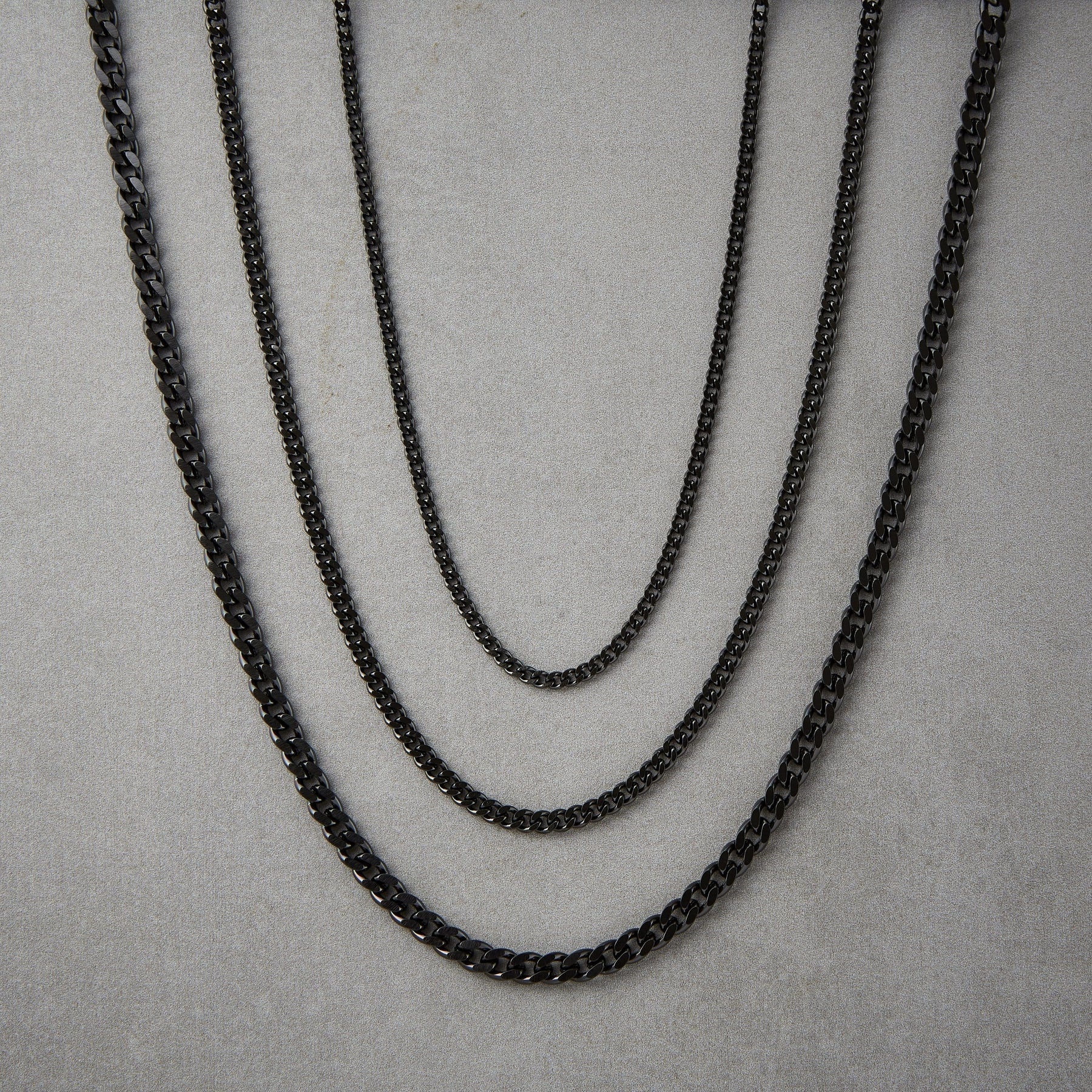 Essential Curb Chain Main image