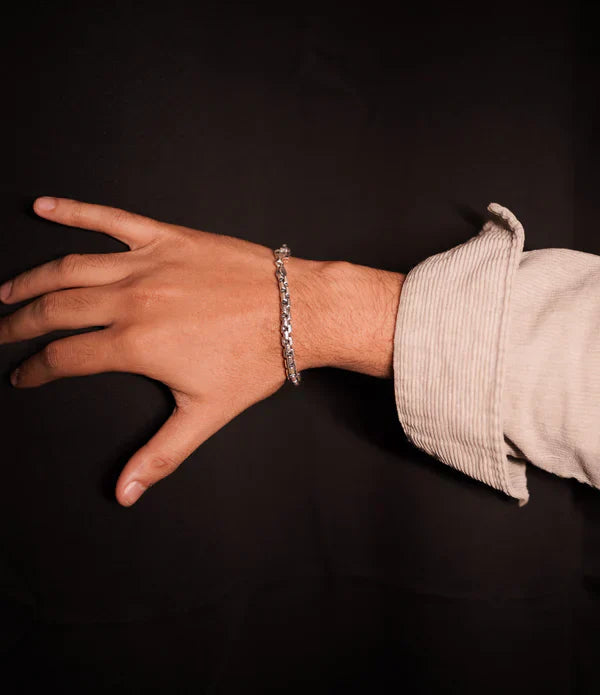 Nyx Bracelet Secondary image