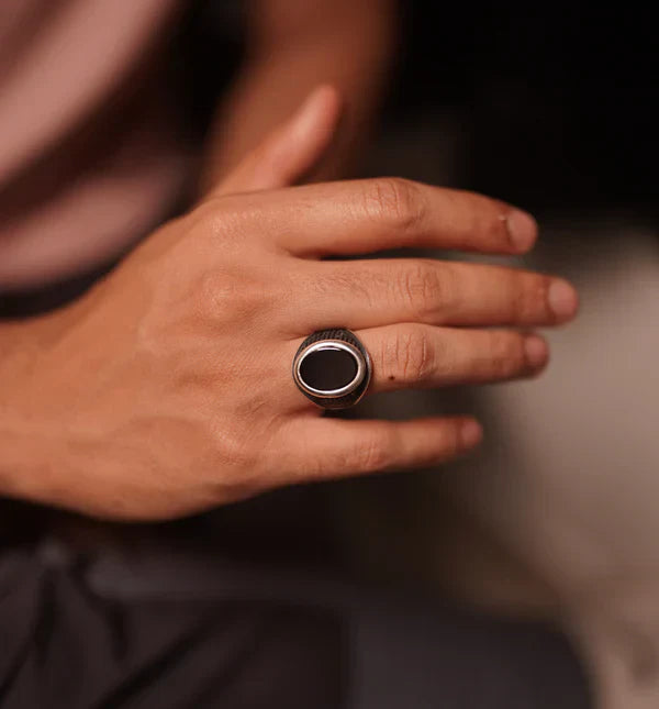 Vega Ring Main image