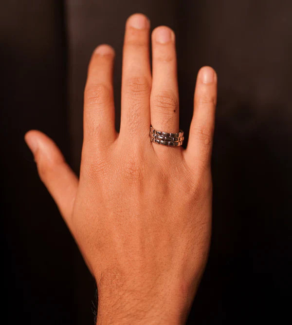 Summit Ring Main image