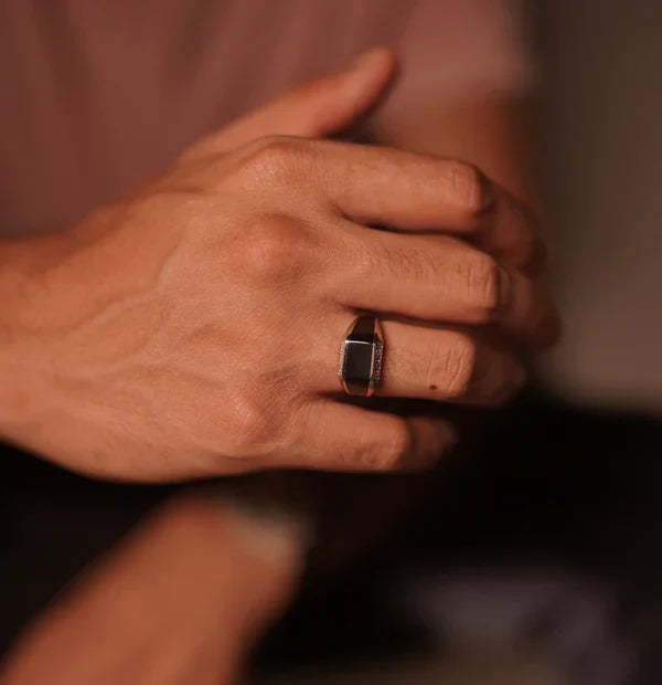 Echoes Ring Main image