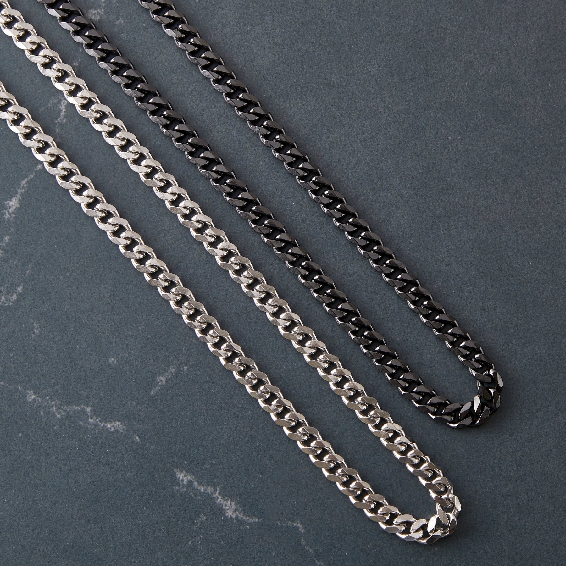 Essential Cuban Chain Necklace  Men Main image