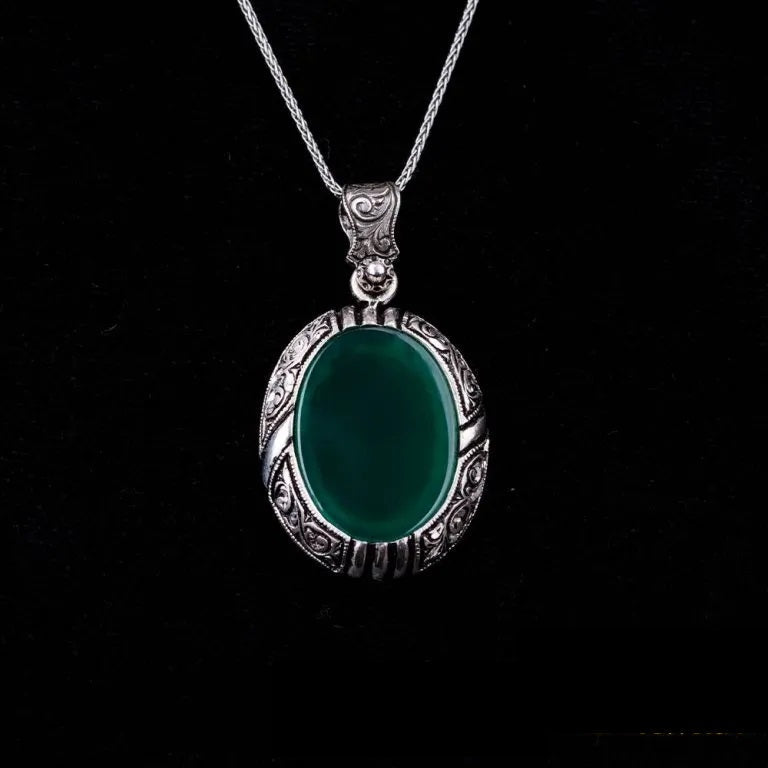 Green Aqeeq Flat Hand Engraved Pendant Main image