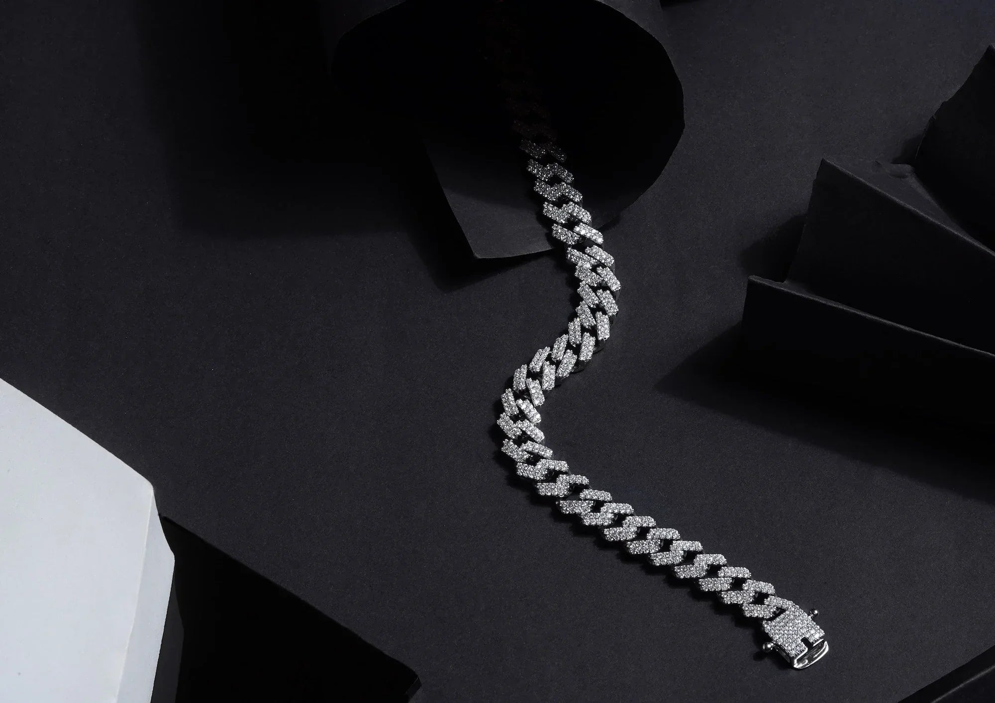 Iced Out Cuban Link Men Bracelet Main image