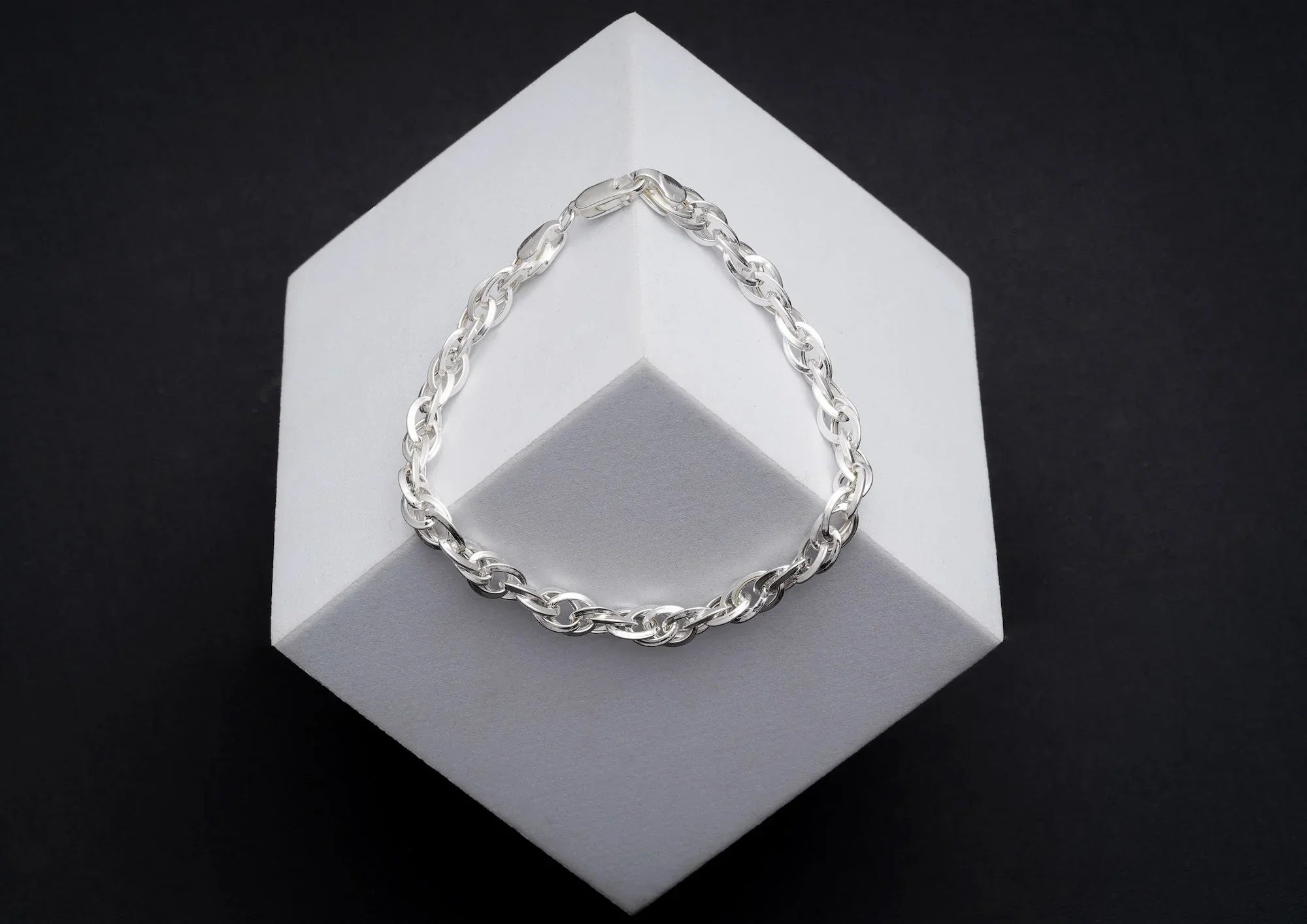 Intertwined Rope Link Men Bracelet Main image