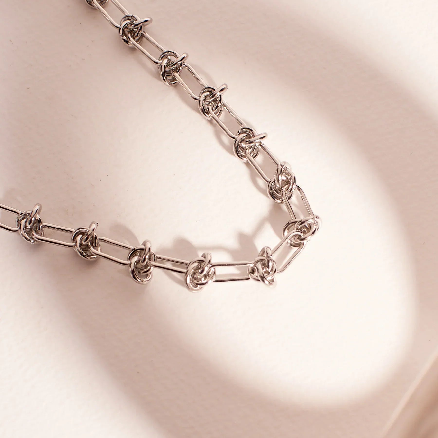 Silver Chevron Cool Chain Secondary image