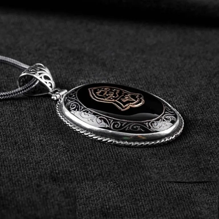 Nalain Shareef D Shape Black Aqeeq Pendant In 925 Main image