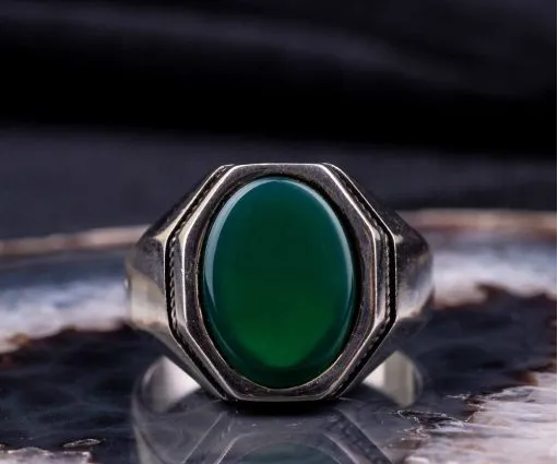 Octagon Green Aqeeq Silver Ring Main image