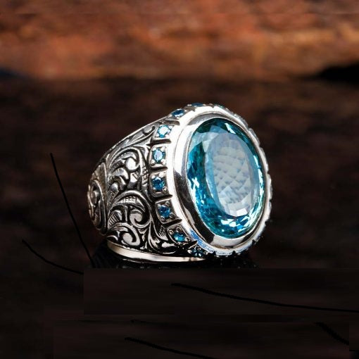 One of a Kind Blue Topaz Silver Ring No1 Secondary image