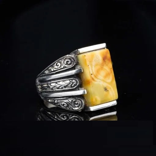 One of a Kind Yellow Amber Silver Ring No2 Secondary image