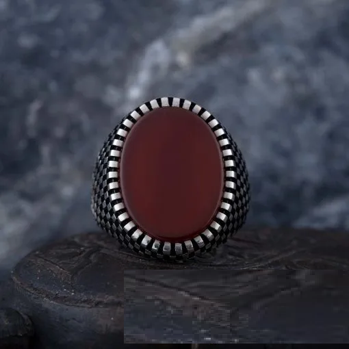 Oval Red Yemeni Aqeeq Grid Pattern Silver Ring Main image