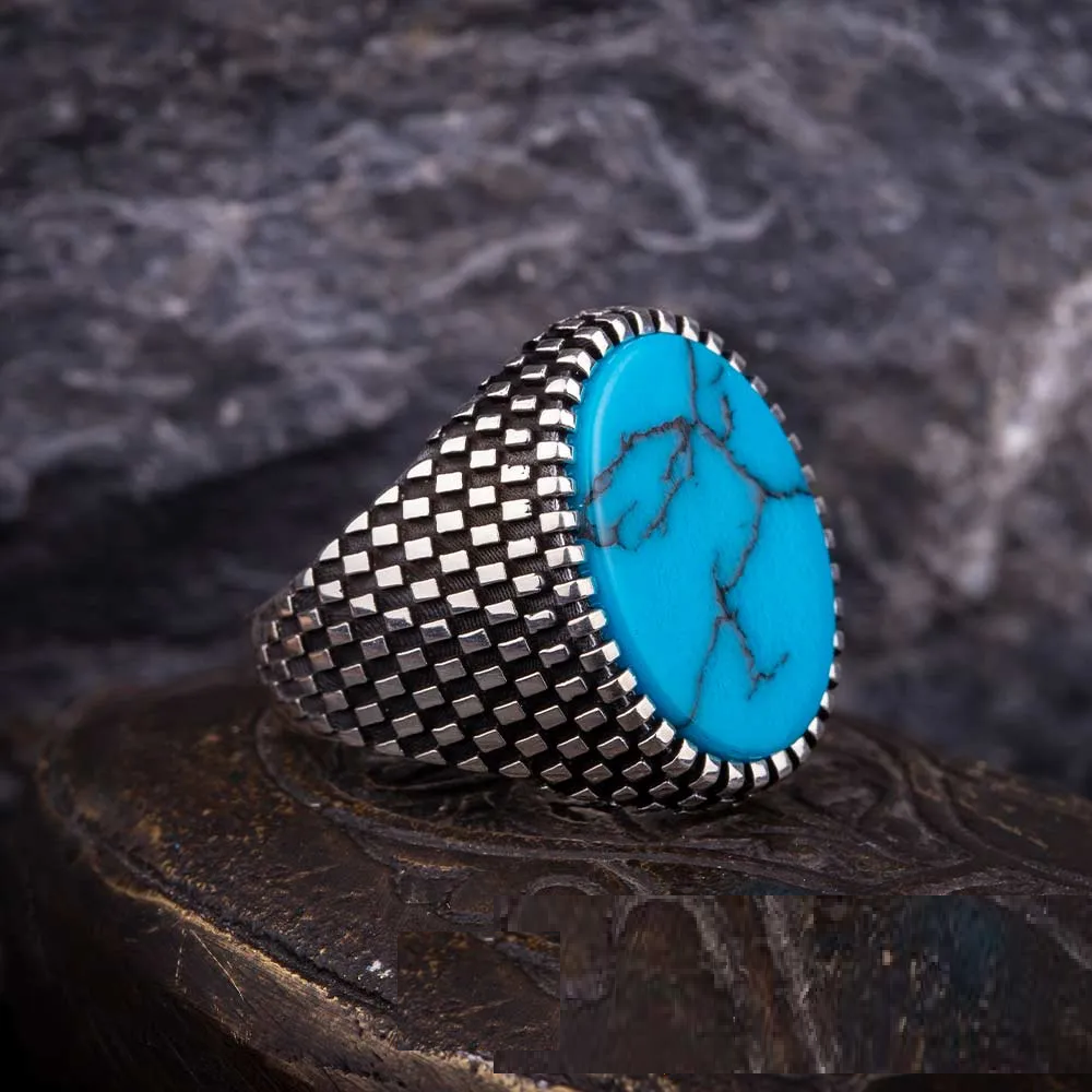 Oval Turquoise Grid Pattern Silver Ring Secondary image