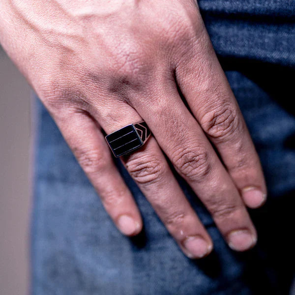 Monochrome Stride Ring Secondary image