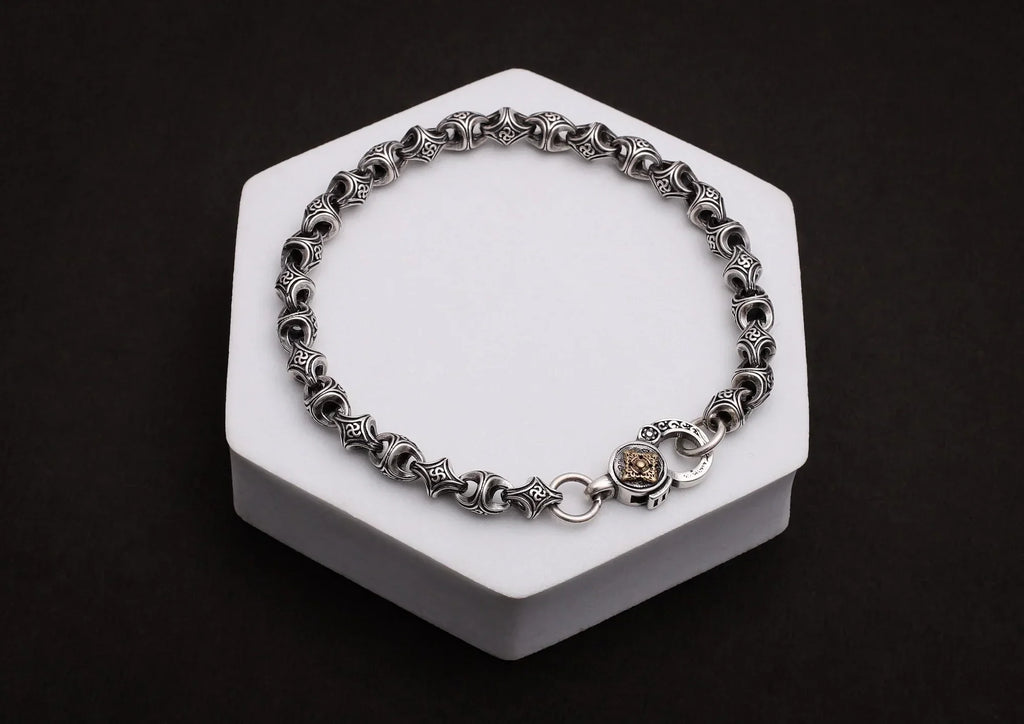 The Modern Monk Men Bracelet
