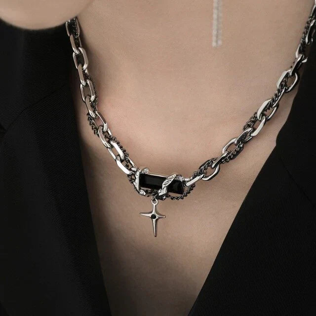 Rugged Black Modern Chain Secondary image