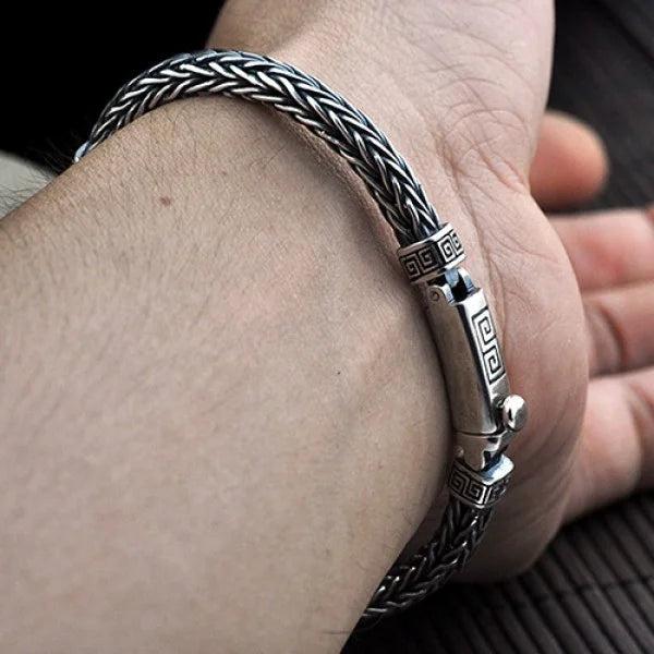 Sterling Silver Revolve Pattern Chain Bracelet Secondary image