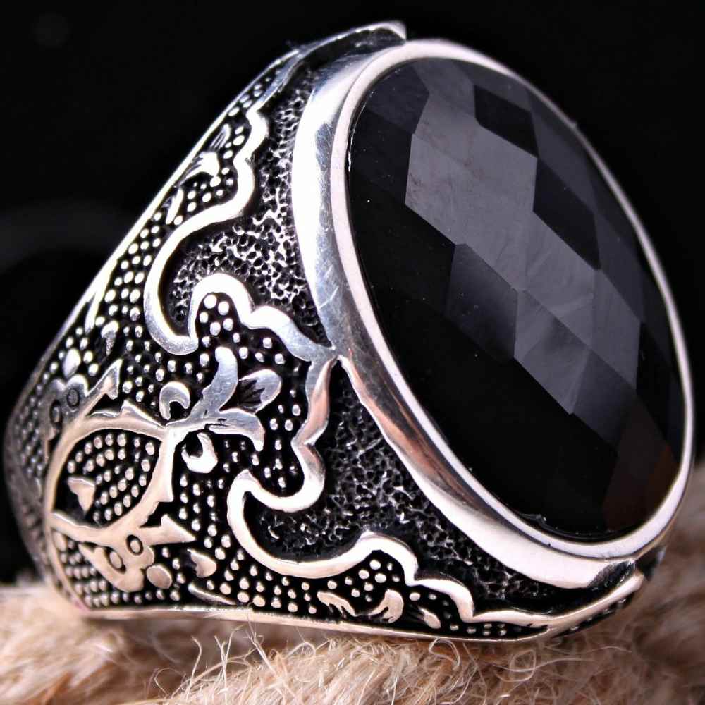 Exclusive Beautiful Onyx Stone Silver Mens Ring Main image