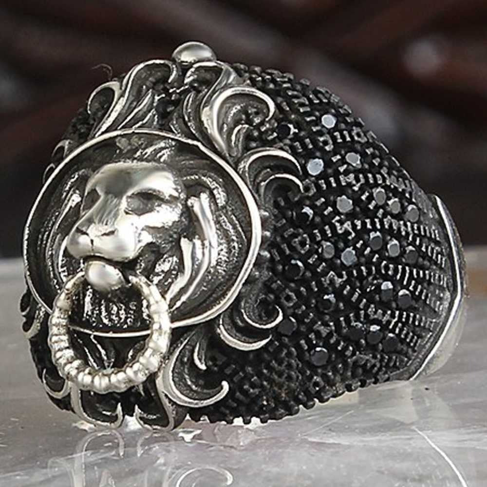 Multi Black Onyx Stone Lion Style Silver Mens Ring Main image
