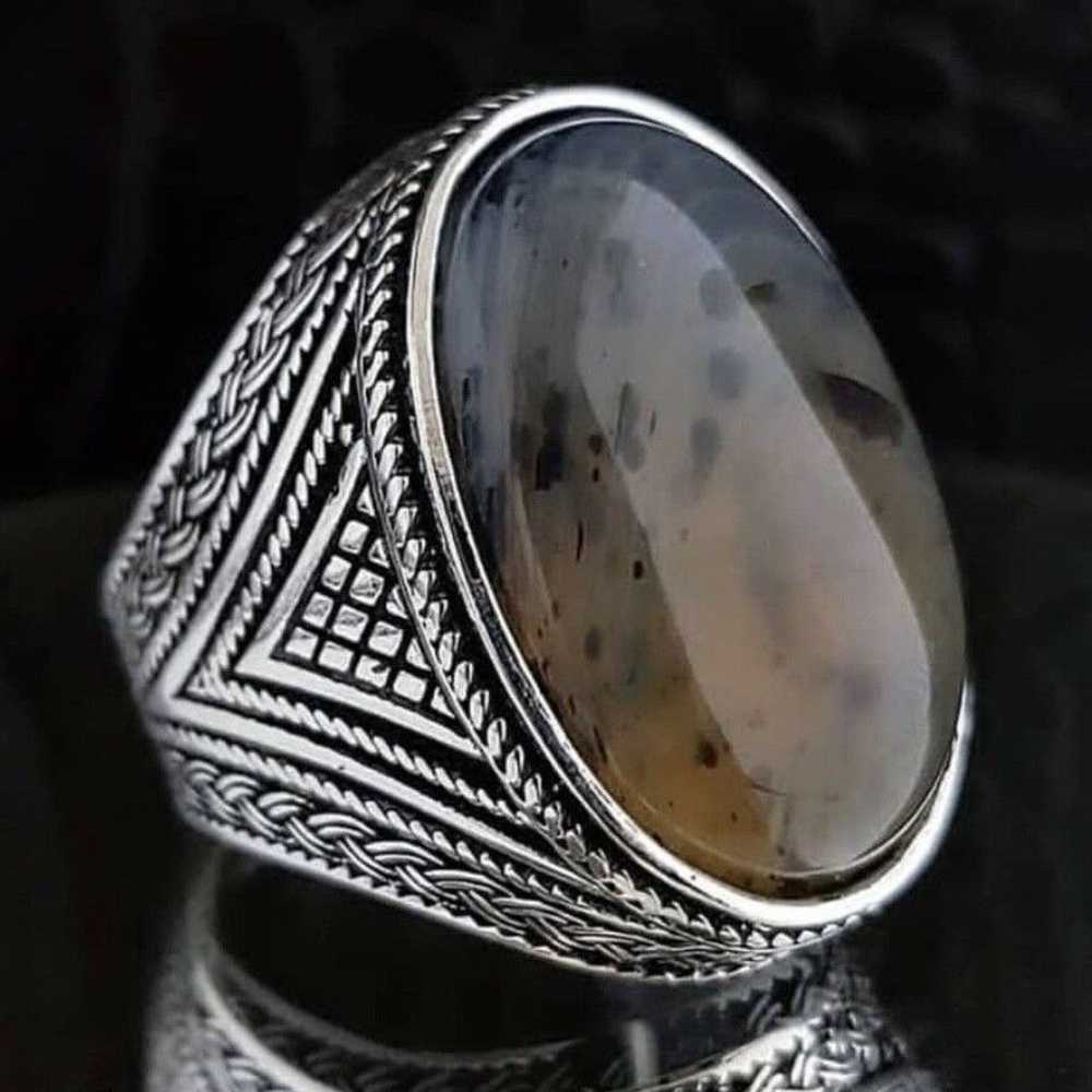 Natural Oval Yemeni Agate Stone Silver Mens Ring Main image