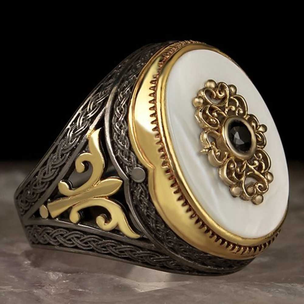 Original Pearl Stone Silver Luxury Mens Ring Main image