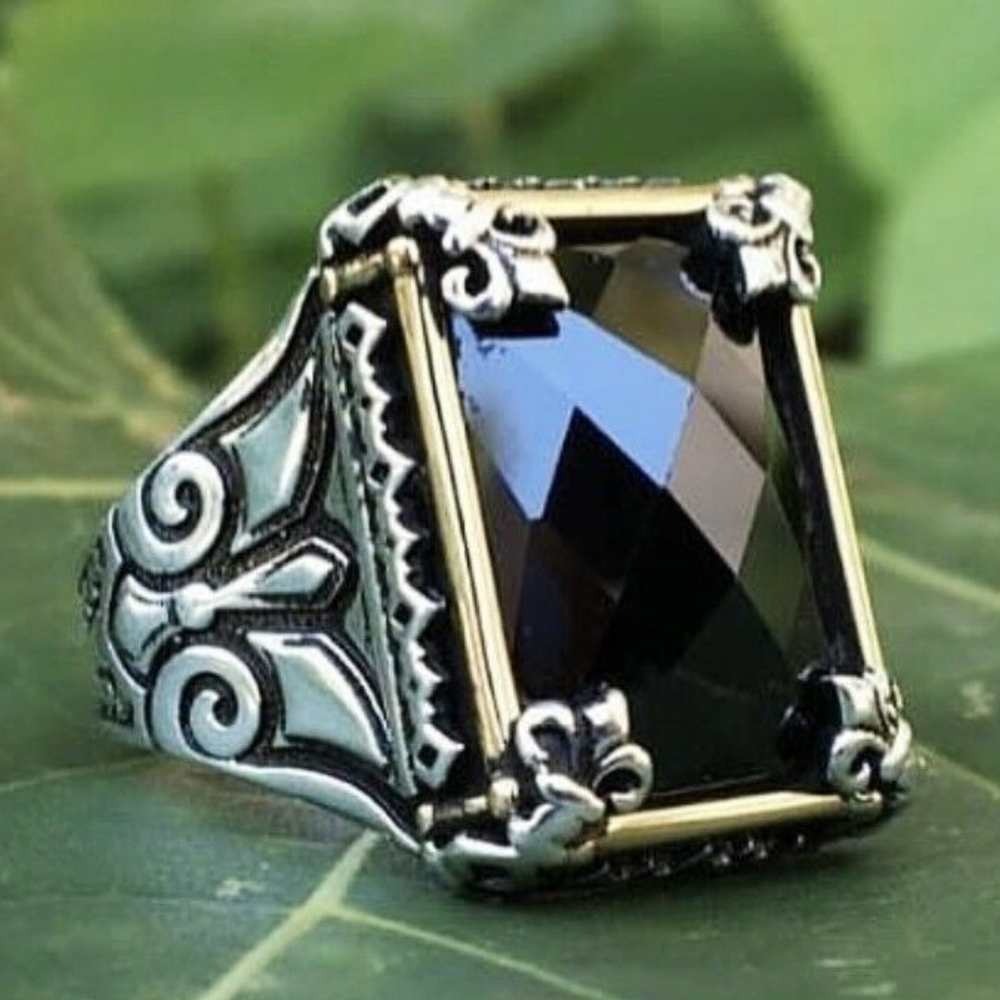 Design Facet Onyx Silver Mens Ring Main image