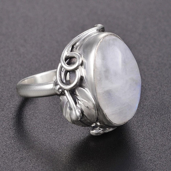 New Vintage Silver Moon Stone Ring IS2 IS1 VAL1 NS3