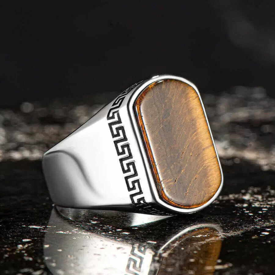 MODERN MOTIF BLACK ONYX RING Secondary image