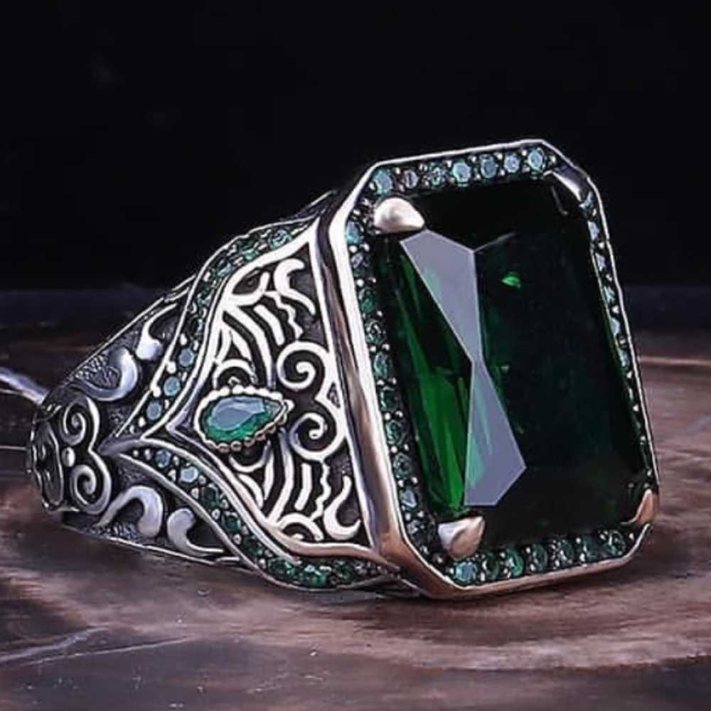 Stylish Green Emerald Stone Silver Mens Ring Main image