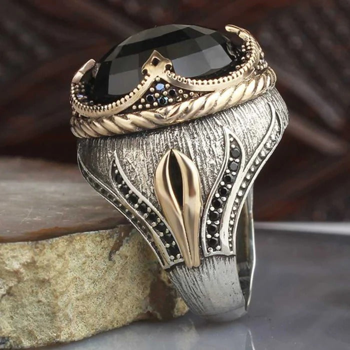 Tulip Design Silver Onyx Stone Mens Ring Secondary image